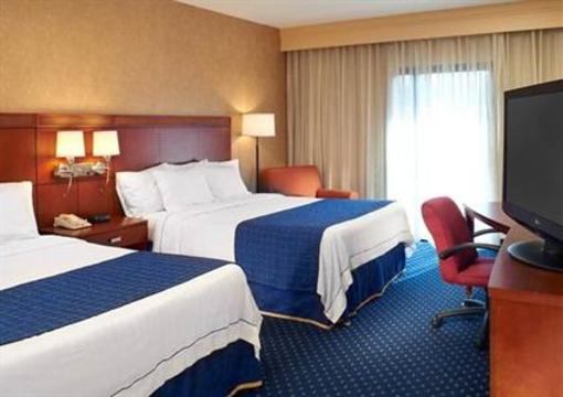 фото отеля Courtyard by Marriott Columbus Worthington