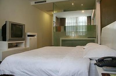 фото отеля Motel 268 (Shenzhen Nanshan Qilin)