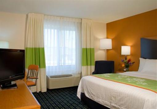 фото отеля Fairfield Inn & Suites Omaha Downtown