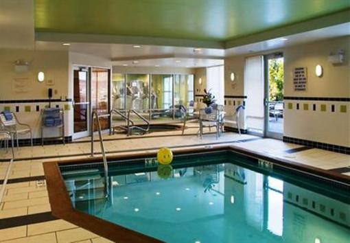 фото отеля Fairfield Inn & Suites Omaha Downtown