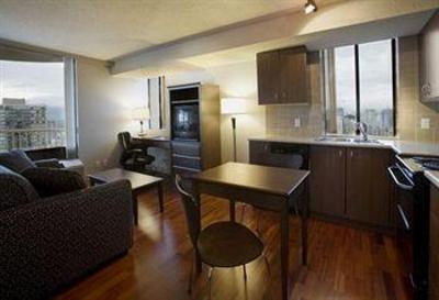 фото отеля Sandman Suites Vancouver on Davie