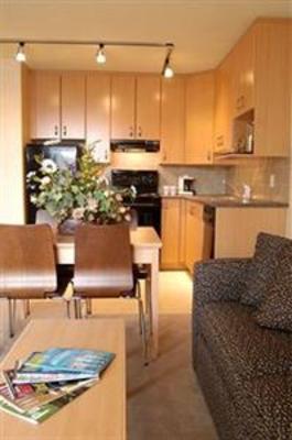 фото отеля Sandman Suites Vancouver on Davie