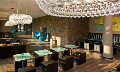 фото отеля Motel One Dresden Palaisplatz
