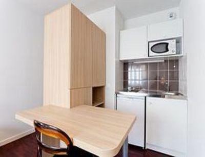 фото отеля Residhotel Saint-Etienne Centre