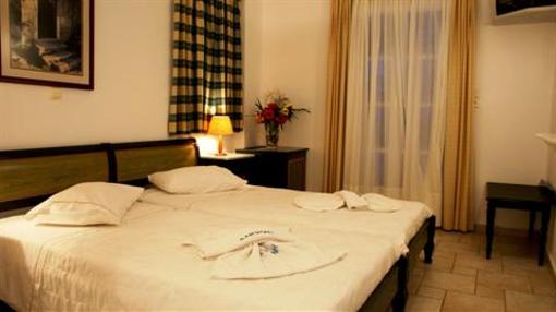 фото отеля Alkyoni Beach Hotel