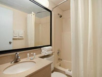 фото отеля Travelodge - Edmonton West