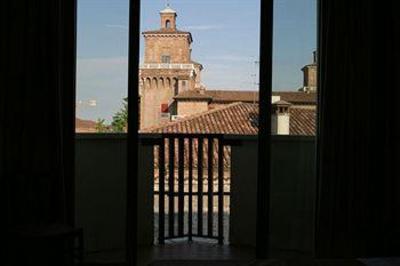 фото отеля Touring Hotel Ferrara