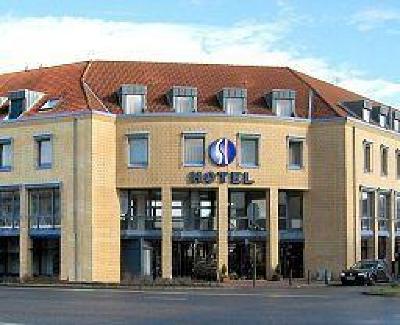 фото отеля Mainstreet Hotel