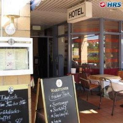 фото отеля Mainstreet Hotel
