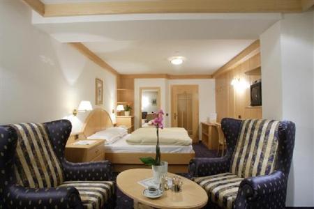 фото отеля Hotel Condor Selva Di Val Gardena