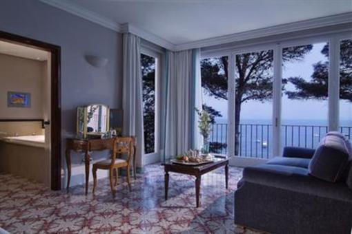 фото отеля Albergo della Regina Isabella
