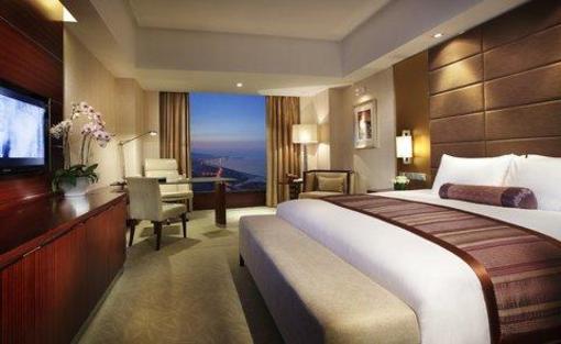 фото отеля Crowne Plaza Yantai Seaview