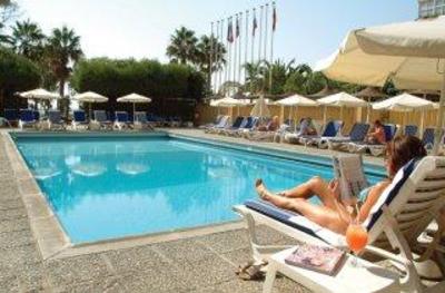 фото отеля Marathon Beach Hotel
