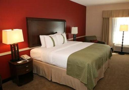 фото отеля Taunton Inn (Massachusetts)