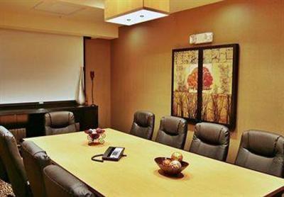 фото отеля Cambria Suites Pueblo