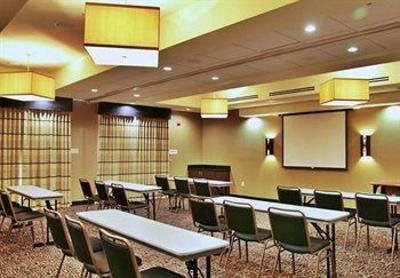 фото отеля Cambria Suites Pueblo
