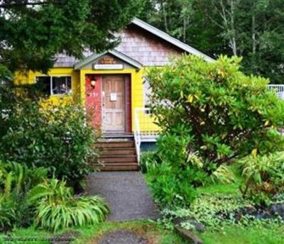 фото отеля Tofino Travellers Guesthouse
