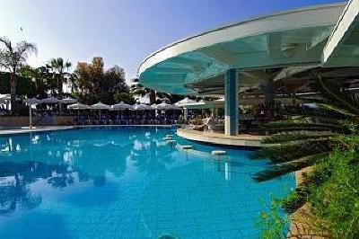 фото отеля Mediterranean Beach Hotel