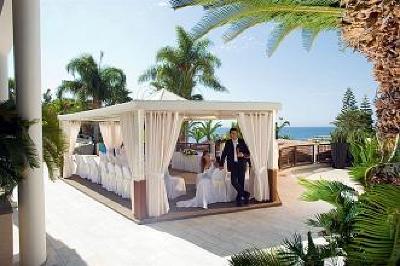 фото отеля Mediterranean Beach Hotel