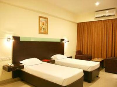 фото отеля Maharaja  Classic Inn