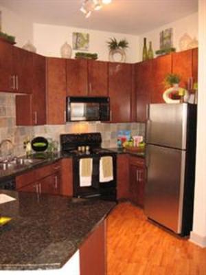 фото отеля National at 2929 Wycliff