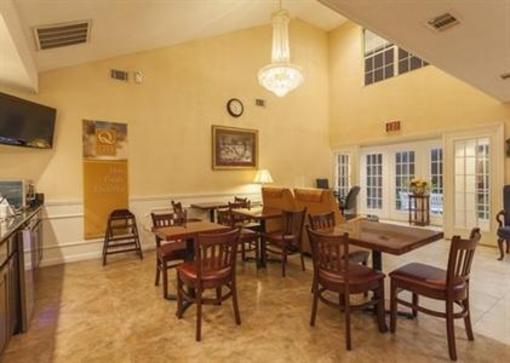 фото отеля Quality Inn Eastman
