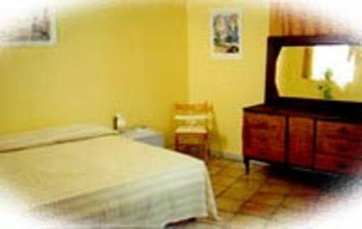 фото отеля 6 Small Rooms