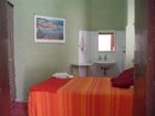 фото отеля 6 Small Rooms