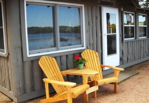 фото отеля Cedaroma Lodge