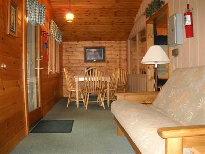 фото отеля Cedaroma Lodge
