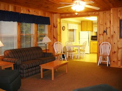 фото отеля Cedaroma Lodge