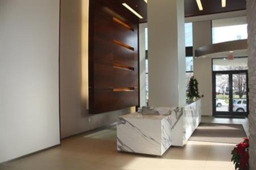 фото отеля Dharma Home Suites JC at Grove Station