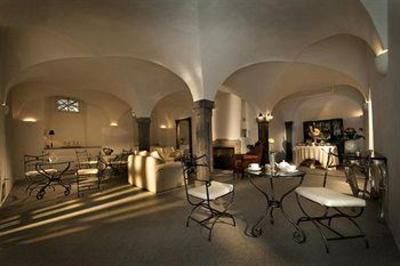 фото отеля Antiq Palace Residences