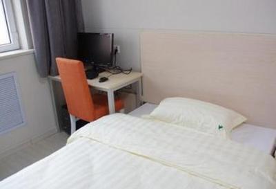 фото отеля Mayfair Express Hotel Jincheng Hongxing Street