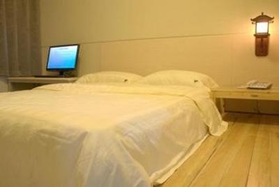 фото отеля Mayfair Express Hotel Jincheng Hongxing Street