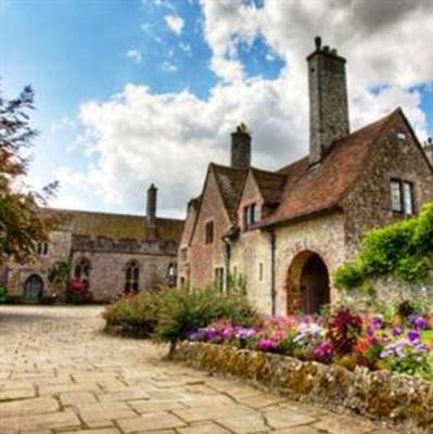 фото отеля Lympne Castle Cottages Hythe