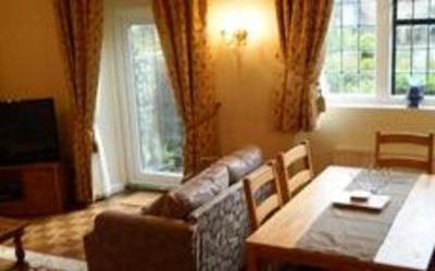 фото отеля Lympne Castle Cottages Hythe