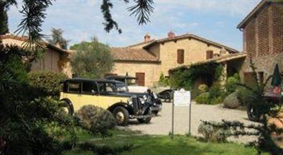 фото отеля L'Aia Country Holidays Bed & Breakfast Monteriggioni
