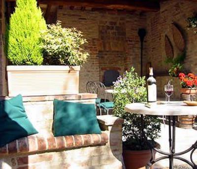 фото отеля L'Aia Country Holidays Bed & Breakfast Monteriggioni