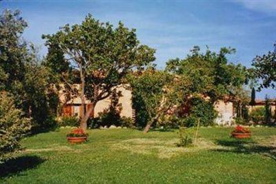 фото отеля L'Aia Country Holidays Bed & Breakfast Monteriggioni