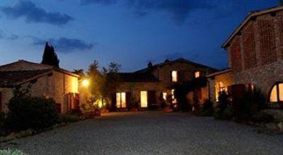 фото отеля L'Aia Country Holidays Bed & Breakfast Monteriggioni