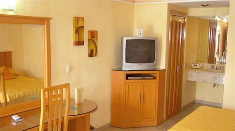 фото отеля Hotel Puerta Del Sol Zapopan