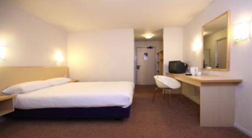 фото отеля Travelodge Newcastle Seaton Burn