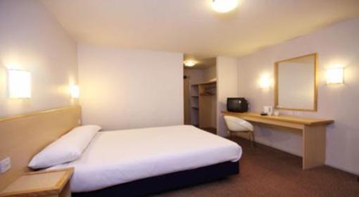 фото отеля Travelodge Newcastle Seaton Burn