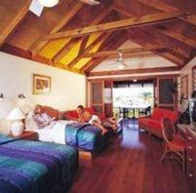 фото отеля Port Hinchinbrook Resort