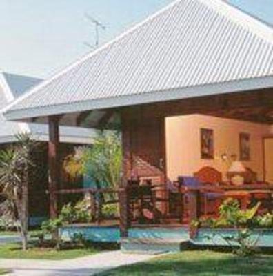фото отеля Port Hinchinbrook Resort