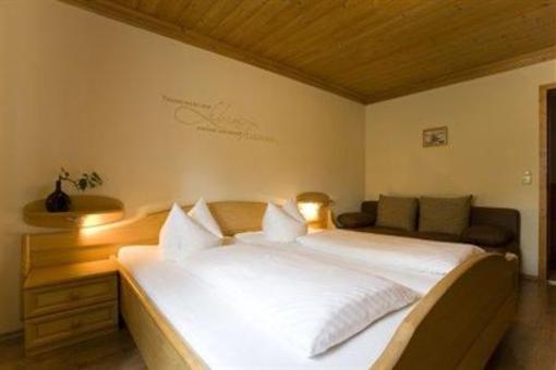 фото отеля Pension Sommer Waldsassen