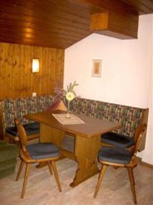 фото отеля Landhaus Ennemoser