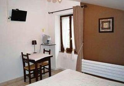 фото отеля Auberge Les Glycines Hotel Cancon