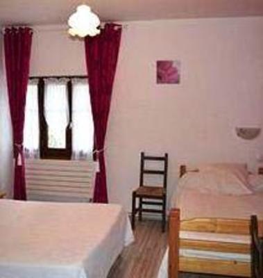 фото отеля Auberge Les Glycines Hotel Cancon